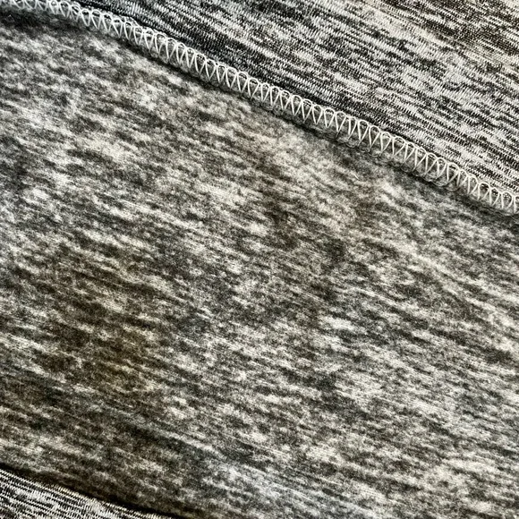 Colorblock black and white heathered crew neck lightweight sweatshirt - Picture 6 of 6